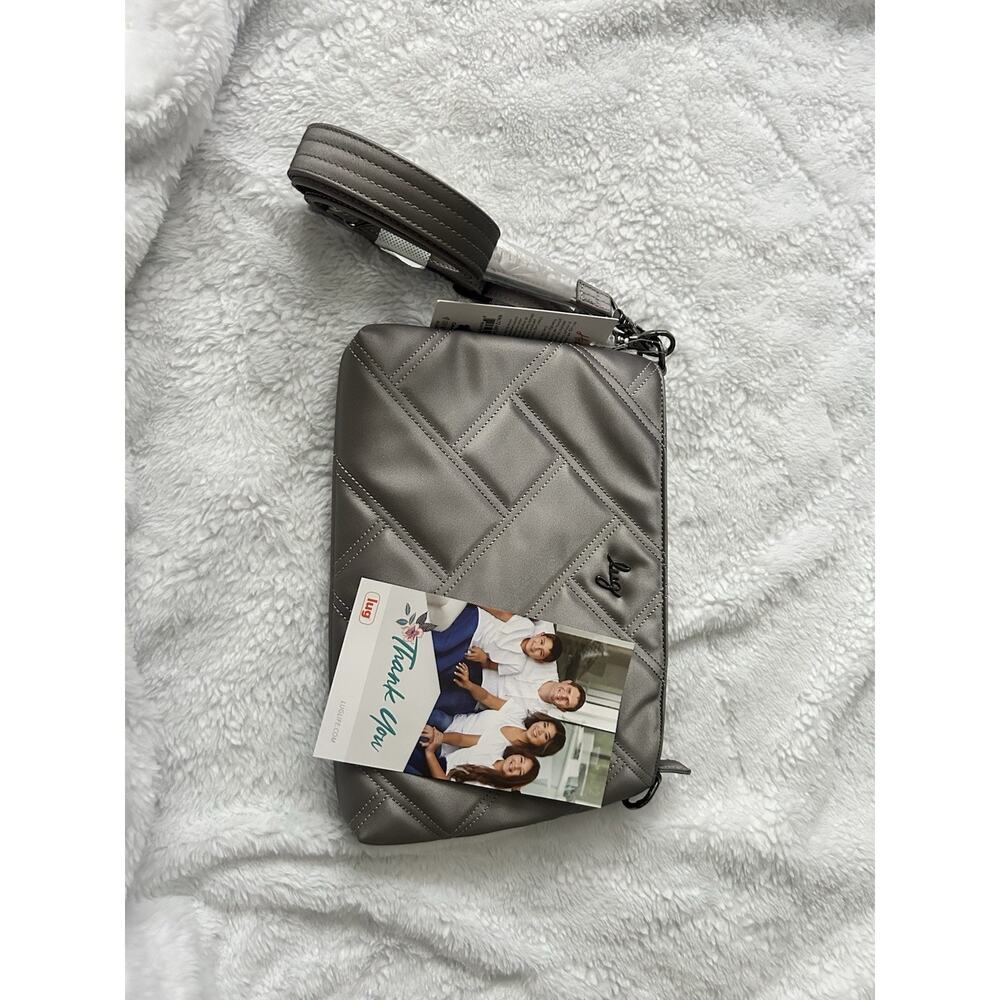 Lug Dazzle SE Crossbody Purse NWT Metallic Silver Color - Picture 7 of 8
